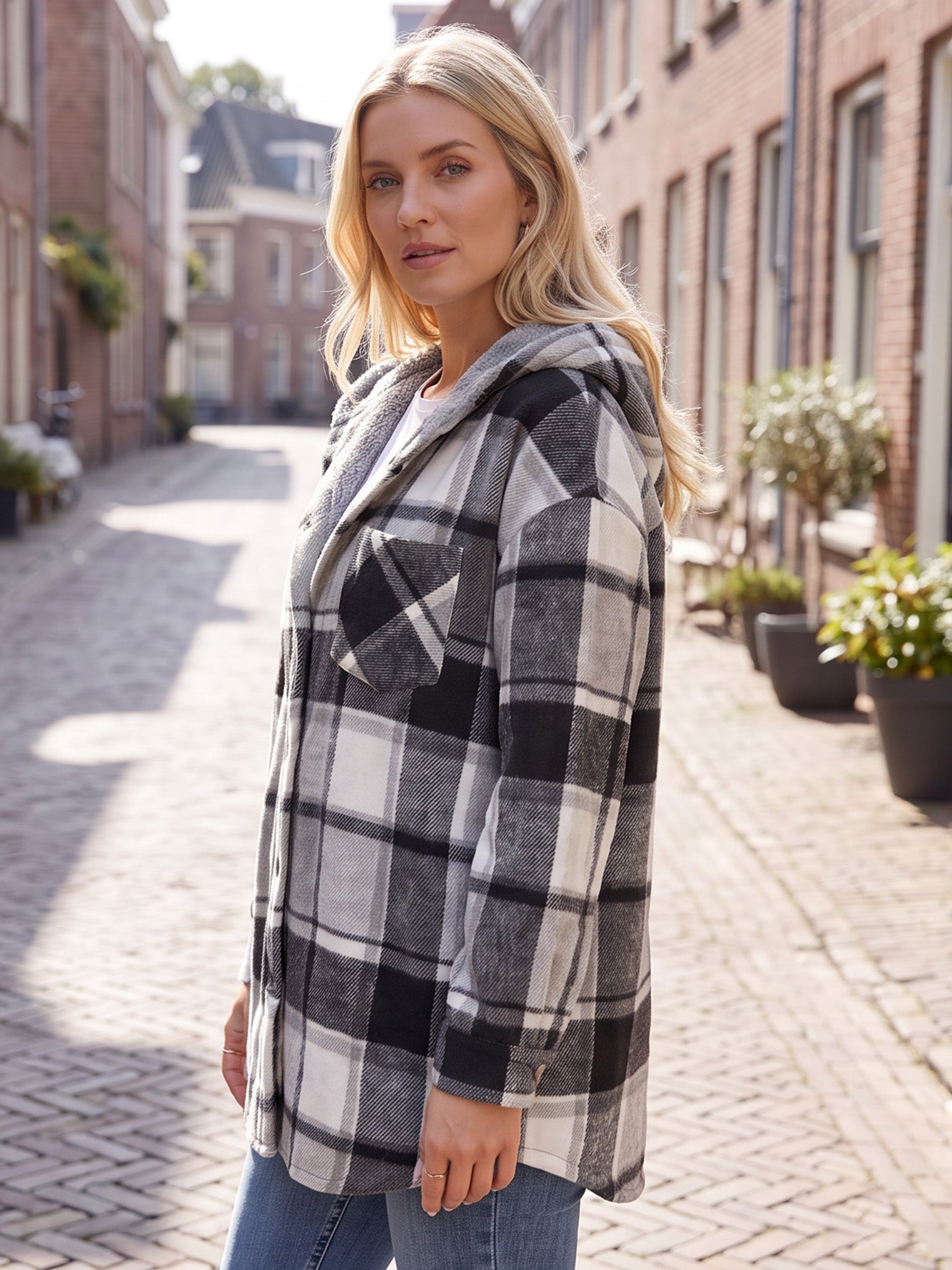 🎉 Last Day Promotion-55% OFF 🧸 Women’s Classic Cozy Plaid Hooded Jacket